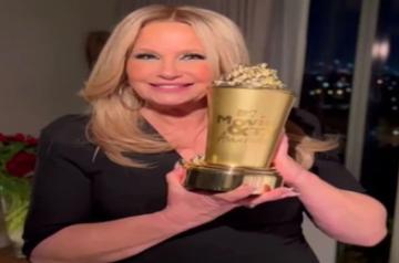 Writers' strike forces MTV Awards to go pre-taped, but awardees stand up for strikers