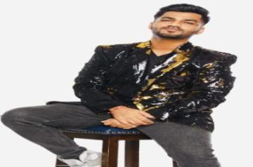 'Sun Sajni' singer Piyush Mehroliyaa