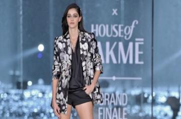 Ananya Panday walked for Bibhu Mohapatra.